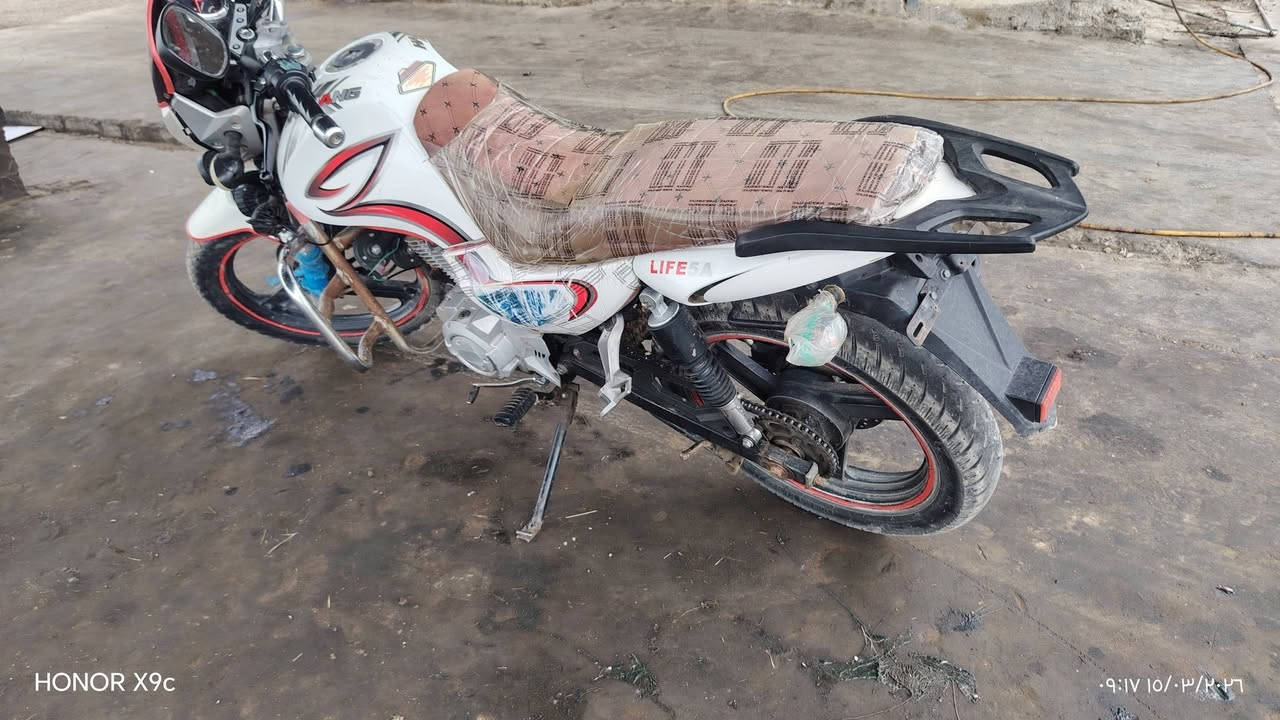 سلام عليكم سنكي للبيع موديل ٢٠١٥ بس مرتب على اخر حباية محرك مكفول وكلشي مكفول نكرة سلف سعر ٥٥٠ وبي مجال شرط تاخذة ما تذب علية دينار هاتف  ***********
