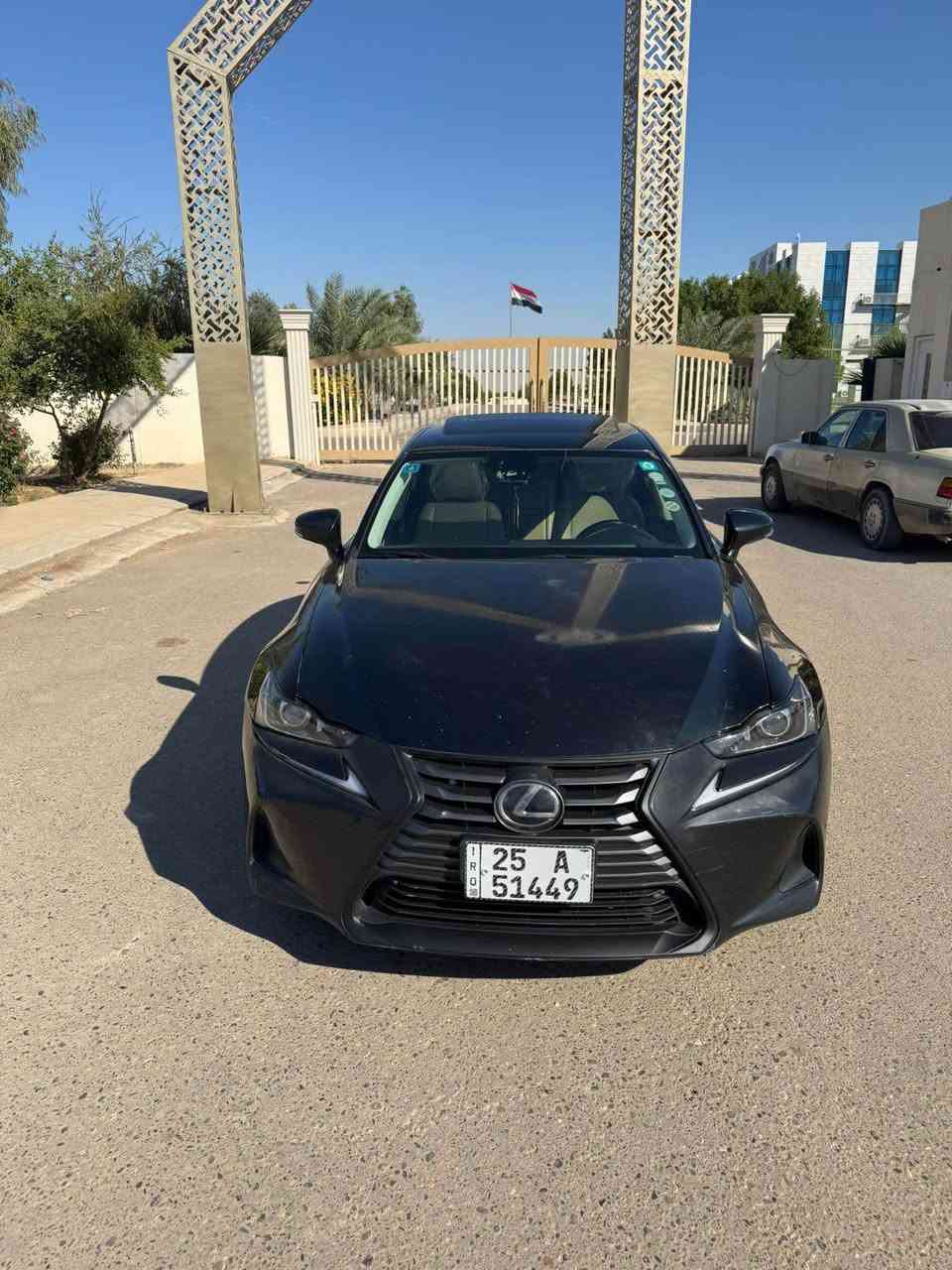 🚗 للبيع — Lexus IS300 / موديل 2018
‏🇯🇵 فول مواصفات / 1/1
📍 الممشى: 108 miles only
💰 السعر: 150 ورقة — بيها مجال بسيط
📌 مكان السيارة: تكريت

🔥 مواصفات السيارة:
 • ماشية قليل جداً (108 miles فقط)
       •    فتحة - بصمة - جلد - كشن بارد حار
 • فول / 1 على 1
 • لـد متغيّر عن طريق البرنامج (وممكن يرجع أصلي)
 • صرفية ممتازة
      •     رقم كركوك دولي تحويل ثاني يوم

🛠️ معلومات الحادث (أمريكا):
السيارة صار عليها حادث سرقة فقط،
وتبدلت 3 قطع بدون أي ضرر أو ضربة هيكلية:
 • جامِلَغ (Fender)
 • باب (Door)
 • بونيد (Hood)
التبديل كان قطع فقط—الشاصي والدعاميات سليمة 100%.

📞 للتواصل*********** تكريت, صلاح الدين
