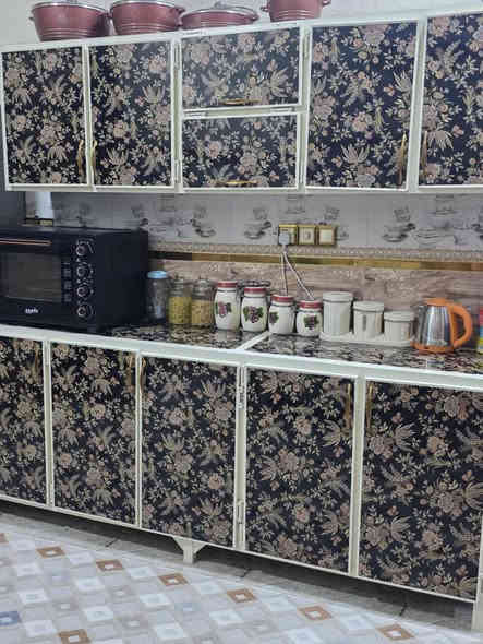 للبيع كاونتر وسنك نظيف كلش 
السعر ٣٢٥ بي مجال لشراي 
رقم الهاتف لشراي اتصل ع الرقم 
العنوان خالديه حي القدس
*********** رقم الهاتف لشراي
