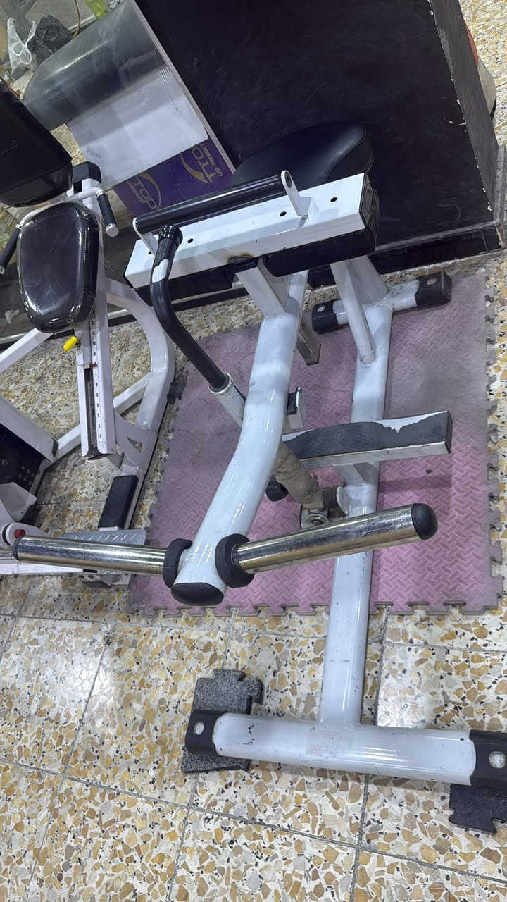 اجهزللبيع 
١-مصاطب حره اسفل و مستوي واعلى  400 الف 
٢-مصاب فلات حر مستوي متحركة و معد 
300 الف
٣-سيت دنبلص من وزن 10كغم الى 50كغم  سعرالكيلو  1000 الف دينار 
٤-جهاز اسلاك متقابل سعر  900  الف 
٥-جهاز سحب دفه منحني متكي 500 الف
٦-جهاز سحب منحني T سعر 500 الف 
٧-جهاز فراشه صيني 600 الف 
٨-جهاز ساعد 300 الف 
٨-جهاز معده رفع ساقين 400  الف 
٩-جهاز كولف جالس سعر 400 الف 
١٠- جهاز كولف جالس امريكي نتريوز 8$دولار
١١-اجهزة رشاقه اوربت ولافتكل 300 الف 
١٢-جهاز بايسكل عدد 2 السعر 200 الف امريكي 
العنوان /البصره
للاستفسار ***********
