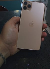 للبيع ايفون 11 برو ماكس بطاريه ٨٥ الجهاز كفاله كلشي ممبدل بي سعره 350و...