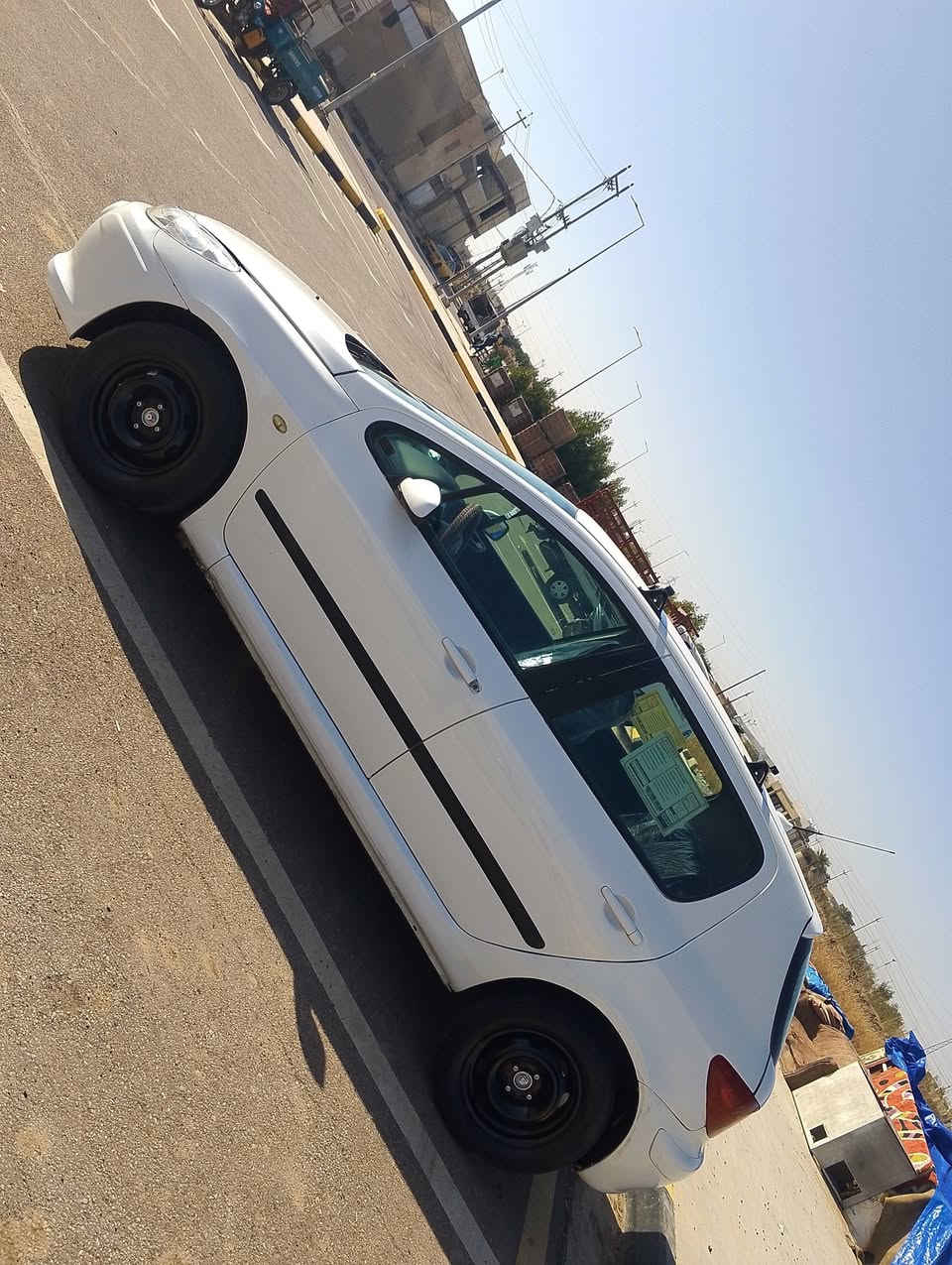 السلام وعليكم بيجو 307 للبيع موديل 2006 سياره جاهزه رقم بغداد تحويل ثاني يوم تخم تاير جديد منظومه مال زنون ماكينه وكير كفاله كلش حلوه وجاهزة سياره  كهربائيات عالشركه ماكينه وكير كورولا حديث اوتوماتيك  كير 👉 سعر 48 وبيها مجال مكان واسط العزيزية رقم الهاتف ***********
