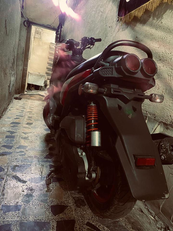 دراجة سكنس جبلي موديل 2016 صارلها شهر نازلة رمبة رايدها ب مليون وبيها مجال مكاني بغداد مدينة الصدر ***********
