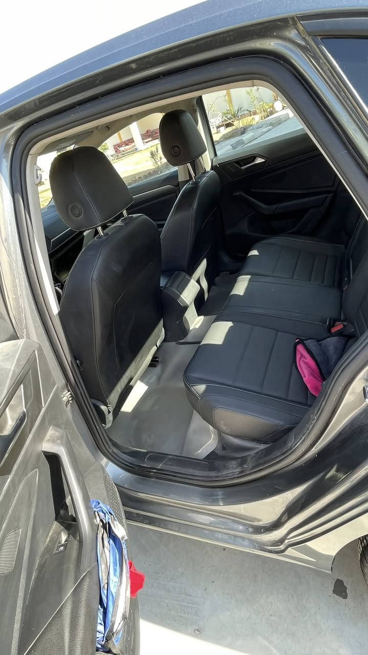 🚗 للبيع فولكسفاغن جيتا 2024 🚗

جيتا موديل 2024SE
استخدام شخصي، نظيفة جدًا
مكينة وقير على الشرط
المشي:32000 ميل

الداخلية مرتبة ونظيفة
تكييف ممتاز ❄️
السيارة ما محتاجة شي وجاهزة للفحص
السيارة حادثها جاملغ الخلفي جهة السائق ومرجع بلادي ومصبوغ وسيارة مابيها نقص

📍 الموقع: بغداد
💰 السعر:168 (قابل للتفاوض بالمعقول)
📞 اتصال / واتساب:***********
