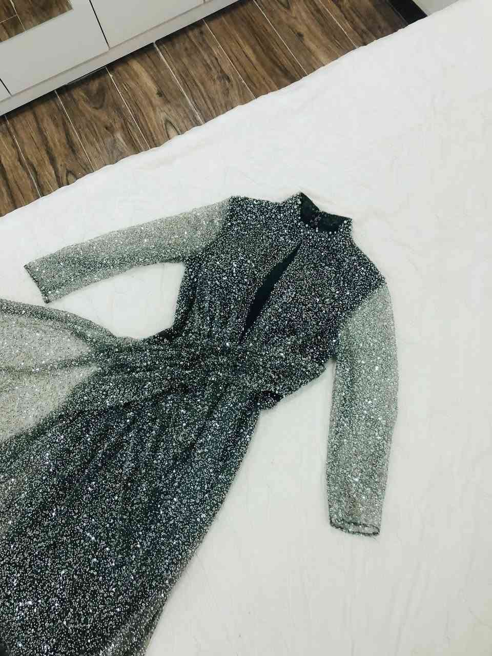 فساتين للبيع استخدام مره وحده نظيفات
قياس من ٤٢ لل٤٨


**إذا كنت صاحب هذا الإعلان وتريد حذفه لأي سبب، رجاءا أرسل رسالة إلى الدعم الفني**