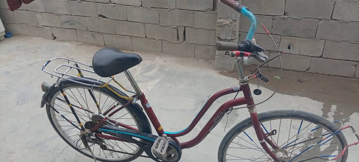 السلام عليكم باسكل للبيع حجم 26 مكينه عكرب باسكل نضيف بس بي الويل الكدامي  شويه اعوج اسعر خاص


**إذا كنت صاحب هذا الإعلان وتريد حذفه لأي سبب، رجاءا أرسل رسالة إلى الدعم الفني**