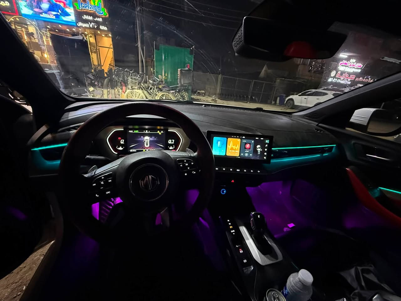 ام جي. جيتي موديل 2022
ماشي 83 الف 

بيهة فقط دعاميات وشفة بالبنيد تعديل بارد 

ادامة كاملة جاهزة 

1500 تيربو. 

داخل 4 الوان 

رياضي 

رقم بغداد ب اسمي شرط تحويل 

سستم لد داخلي 
 
گير محرك بلاديات 

تبريد ماشاء الله 

سيارة كلش حلوة ونظيفة ومعتنين بيهة 

مكانهة بغداد  حي الخضراء 

السعر 107 بيهة مجال كلش بسيط 

للاستفسار الاتصال.   

***********
