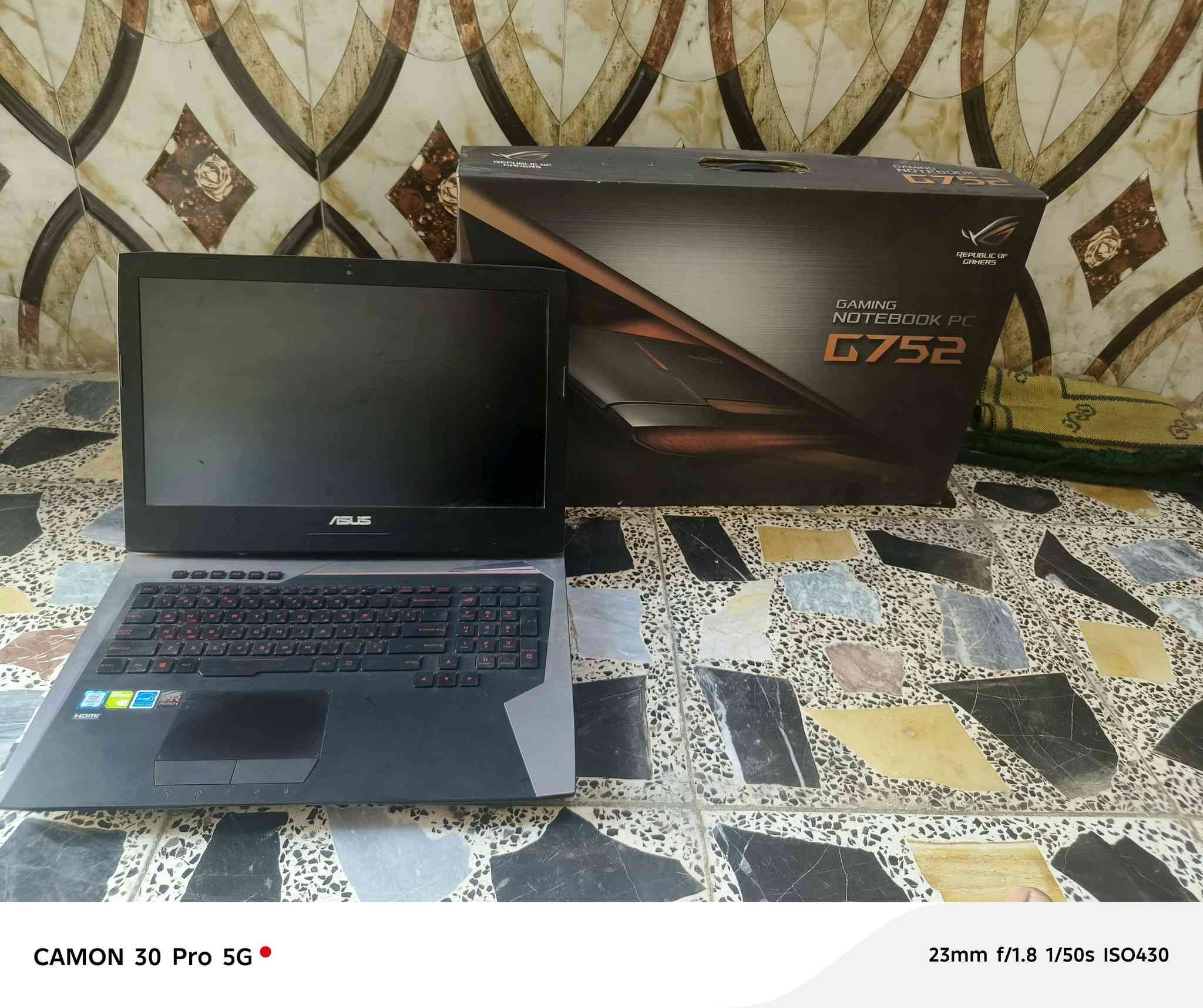 🔥 للبيع لابتوب Gaming احترافي 🔥

💻 ASUS ROG G752
جهاز قوي جدًا ومخصص للألعاب والتصميم والبرامج الثقيلة

📌 المواصفات:
✅ معالج Intel Core i7
✅ كرت شاشة GTX 1070 Gaming قوي جدًا
✅ رام 32GB لأداء خارق وسلاسة عالية
✅ SSD 256GB سريع جدًا للنظام والتشغيل
✅ HDD 1TB مساحة كبيرة للتخزين
✅ شاشة 17.3 إنج FHD
✅ تبريد احترافي ممتاز
✅ كيبورد بإضاءة RGB

🎮 يشغل الألعاب القوية بسلاسة
🎬 مناسب للمونتاج والتصميم والبرامج الثقيلة
✅ الجهاز بحالة ممتازة واستخدام نظيف

💰 السعر: 900 ألف دينار قابل للتفاوض
📍 المكان: بغداد

للمهتمين مراسلة خاص 📩


**إذا كنت صاحب هذا الإعلان وتريد حذفه لأي سبب، رجاءا أرسل رسالة إلى الدعم الفني**