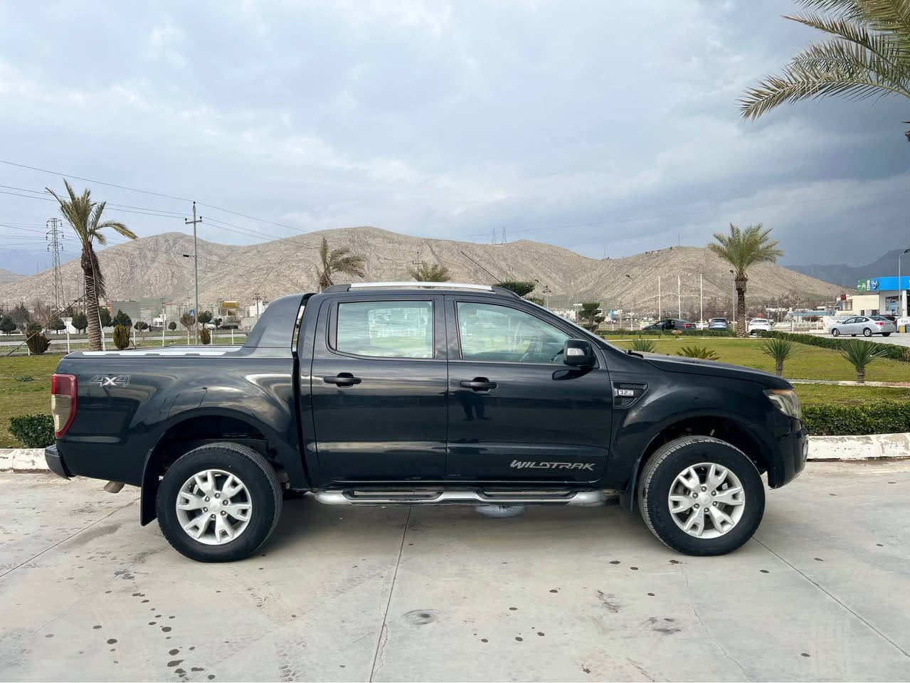 فۆرد ڕەنجەر مۆدیل ٢٠١٥ گاز انجیکتەر و سۆپەر ٥ پستۆن سەیارەکە گێر مەکینە ئەکسل دەبڵ ئەکسل بەشەرت سەنەوی تا ٢٠٣٠ بەناو خۆم وەیە تایەی تازەیە قەپات مواسەفاتە گێر تۆماتیکە ١ پەلەی بۆیاغە بەبێ ناو بێ دەعم نرخی ١٥٦ کەمەک مەجال ژ.م*********** رانية, السليمانية
