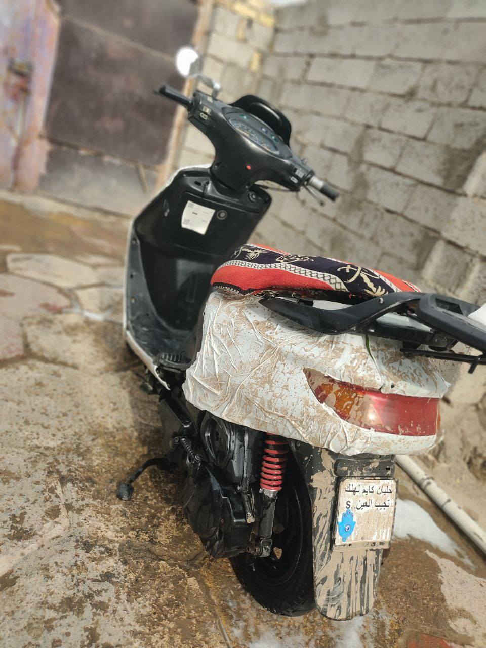 السلام عليكم
دراجه فراشه لبيع ماناقصه كلشي 
نكرة سلف 
350 وبيها مجال 
ول مايشتري لا يتصل ولا يتعب 
مامتواجد ع خاص 
***********
