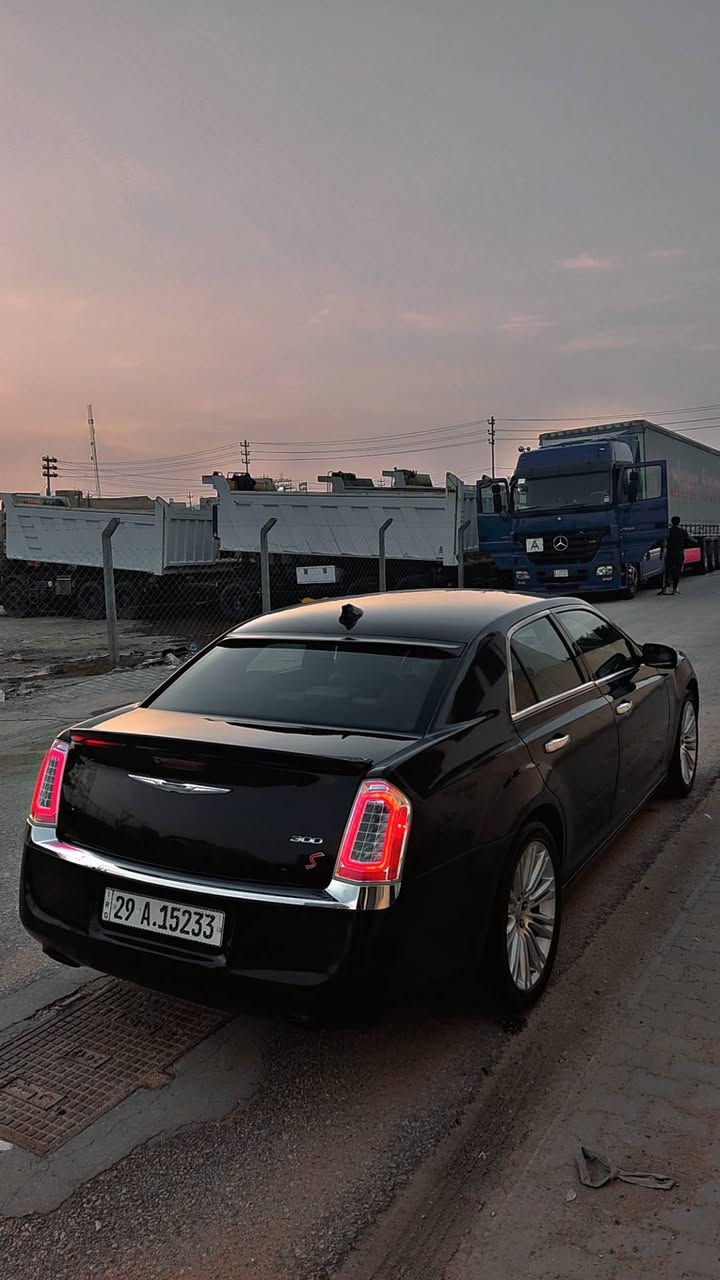 السلام عليكم 
اوباما موديل 13
فول مواصفات عدا الفتحة 
_ بصمة 
_ بصمة ابواب 
_ تشغيل عن بعد 
_ شاشة 
_ تحكم ستيرن 
_ لايت زينون + بگ لايت كريستال 
_ عليها منظومة غاز 
_ رقم انگليزي 
وباقي المواصفات المعروفة 
گير حدادية محرك رحمة من الله ترايك وين ما يعجبك 
الضرر جاملغ الامامي والخلفي صبغ عام للجمالية بالاضافة سونار مرفق مع المنشور 
السعر 138 وبيها مجال 
المكان نجف كوفة 
مكلف بالنشر للاستفسار ***********
