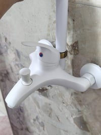 خلاط دوش كامل • أبيض ذهبي