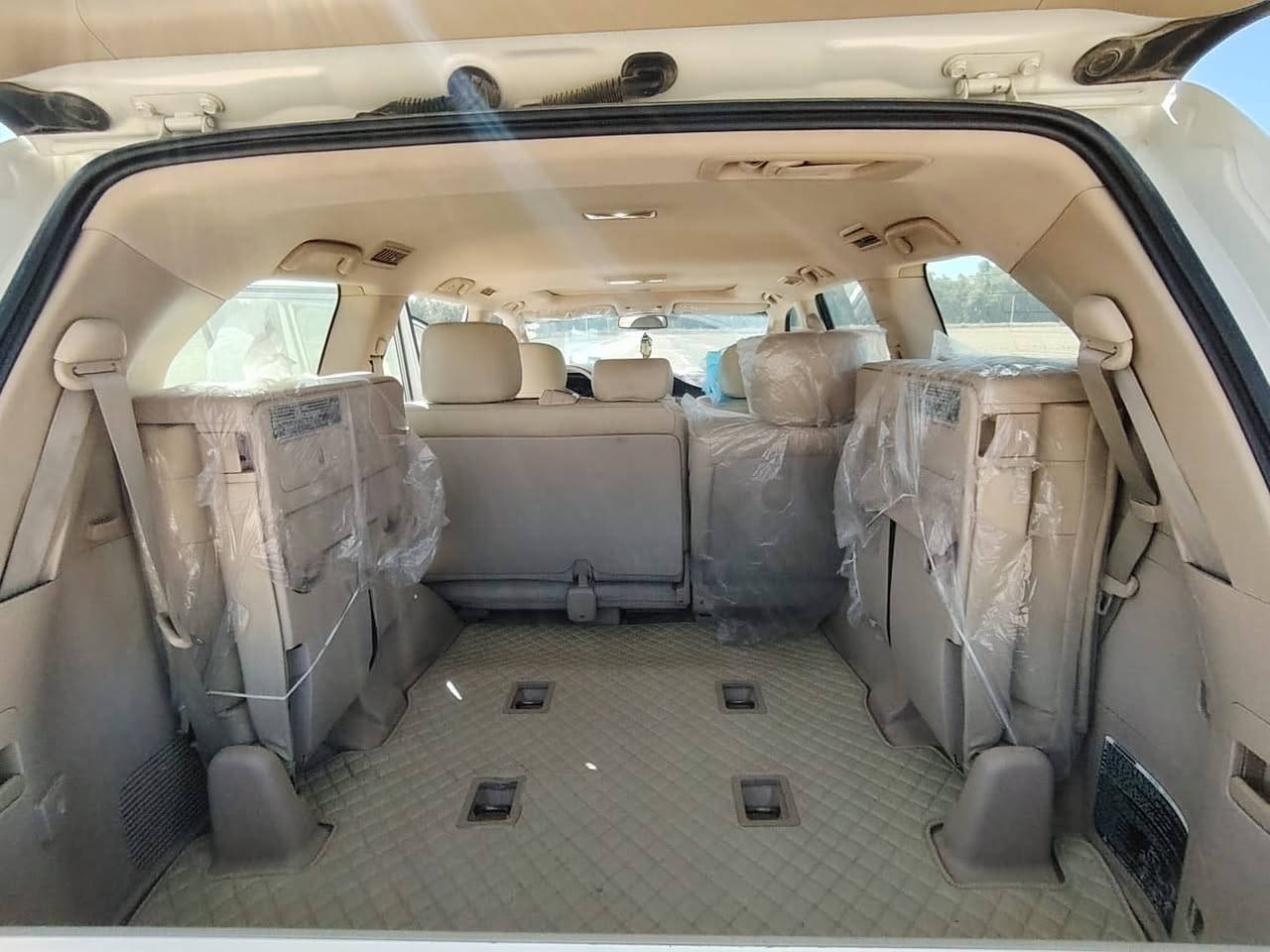 لاندكروز بريم
موديل ٢٠١٣ 
سياره كلين مكفوله مكينه وكير 
ماشيه ١٣٣ الف كم 
***********
