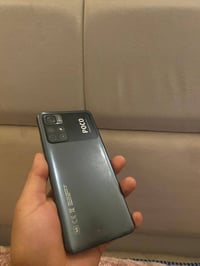 بوكو M4 5G • ١٢٨ • كسر بسيط