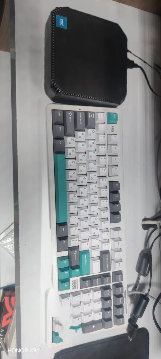 السلام عليكم مني بيس كيبورد رام 16 DD4
هارد 512
فول مواصفات السعر 190
***********
