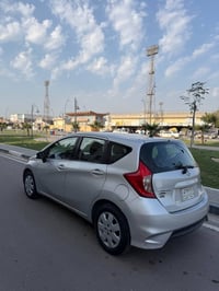 فيرسا ٢٠١٩ • ماشي ١٣٠ الف • حادث جانبي