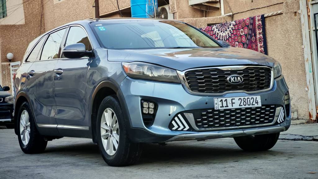 السلام عليكم سورنتو 2020 محرك ٢٤٠٠ .٤ سلندر رقم بغداد محرك كير مكفولات ٧ راكب  قطعتين تبريد ماشيه ٨٨ الف البيع او مرواس
حادث جانبي باب وجاملغ حادث وبنيد وباب توحيد لون  
المواصفات اشرات مري .. رادارت جميع جهات . تحكم استرين وانظمه سرعه شاشه كامره .  لد امامي . تو ويل . ٧ راكب السعر خاص 
***********
*********** بغداد, العراق
