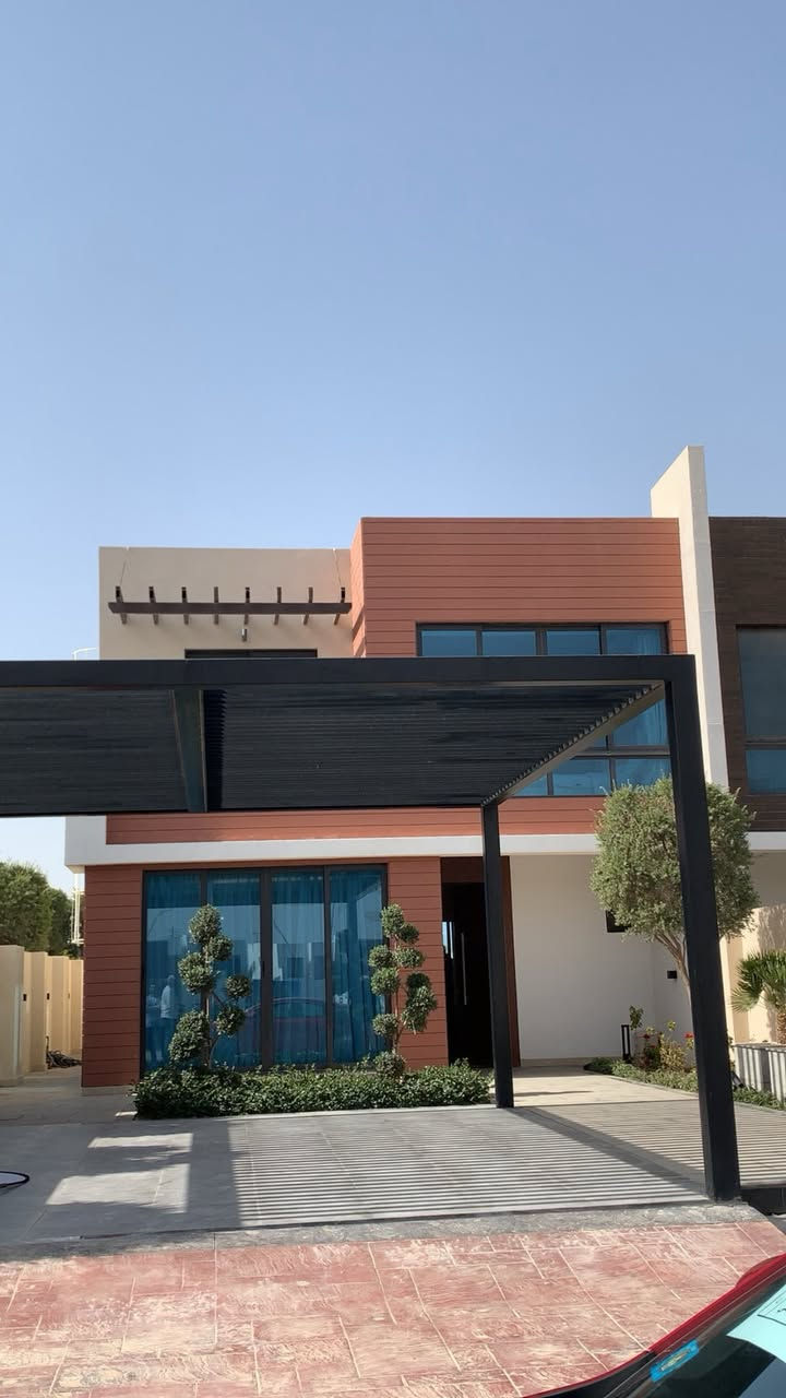 🌿 كلستر جوري –  في داماك هيلز بغداد 🌊
فلل وتاون هاوس فاخرة وسط حدائق خلابة ومسطحات مائية، مع مرافق متكاملة تمنحك أسلوب حياة راقٍ وفريد.

✨ الحياة الفاخرة تبدأ هنا…

 للاستفسار اتصل :***********

⸻
