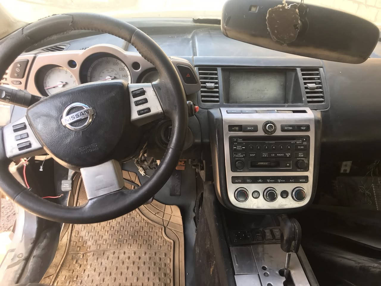 نيسان مورانو سياره موديل ٢٠٠٧ حادثه جاملغ صبغ بيه بس اماكن سياره طافيه باتريه كاعد جانت تشتغل كلشي مابيه سياره مبدل كير بس صوج كهربائيات مالته عوزه كهربائي تمشي ٦٠ تطي نمرتين عوزه شغلات بسيطه سياره جانت تشتغل بس كعد بتاري ماله صار فترا ومشغلنه بعد فاتحين شوته مالته سياره مال والدي وتوفه سياره بسم ولد بل عماره يحولك يطلب عليه ٤٠٠الف ينزل من سعره سياره سعره ٣٥ رقم *********** مكان سياره بغداد مستعجل علا بيعه
