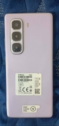 إنفينيكس هوت 50 برو+ • ٢٥٦ • بصمة بالشاشة