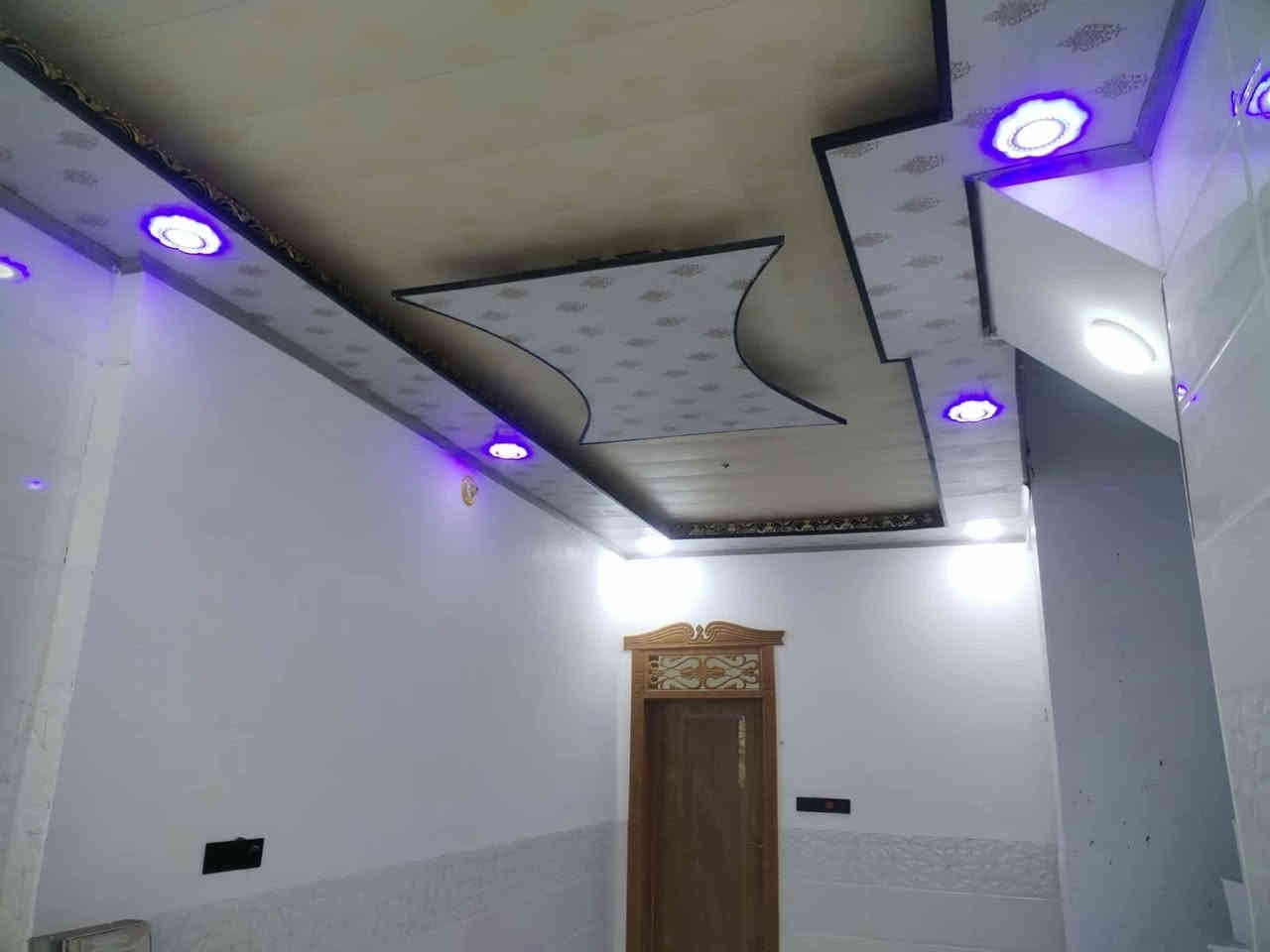 📏 المساحة:50 متر مربعة 

💰 السعر:💲 25 مليون (قابل للتفاوض)

🏗️ البناء: طابوك 

🏠 الأساس والسقف: كونكريت

مواصفات البيت:

✅ غرفه نوم 🛏️

✅ صالة 🛋️

✅ مطبخ 🍽️

✅ صحيات 🚿

عنوان مكتب الكرار مقابل قريه الغدير عامود 282 

الاستفسار ***********
