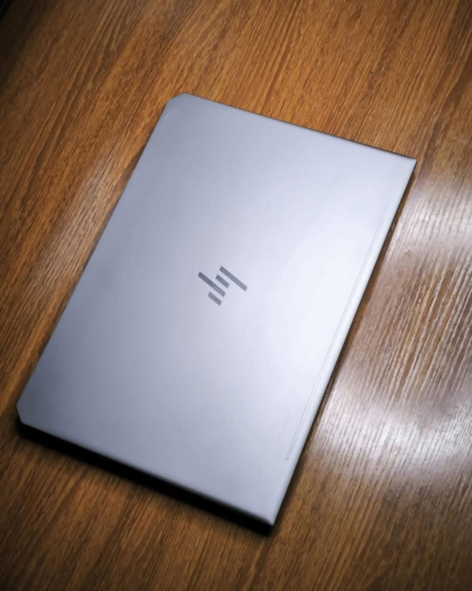 🔥 HP ZBook Studio G5 – قوة احترافية بنحافة وأناقة 🔥
لابتوب مثالي للتصميم، المونتاج، الهندسة وكل الشغل الثقيل 💪

💻 المواصفات:

 • i7 الجيل التاسع H
 • رام 16GB
 • SSD 512GB سريع
 • كرت شاشة NVIDIA Quadro P1000 4GB
 • شاشة 15.6 FHD
 • نحيف وخفيف
 • نظافة ممتازة ✨

📍 الموقع: بغداد – الأمين
🕓 أوقات الدوام: من 4 العصر إلى 12 بالليل

✅ فحص امام المندوب قبل الاستلام
ضمان شهر بعد الاستلام

📲 راسلنا واتساب هسه واحجزه قبل لا يخلص �


**إذا كنت صاحب هذا الإعلان وتريد حذفه لأي سبب، رجاءا أرسل رسالة إلى الدعم الفني**