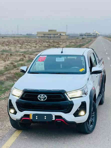 السلام عليكم
تويوتا هالوكس موديل 2023 
مكينه V6
مكفوله كفاله عامه 
السبير منازل ابد بعده عل شركه 
رقم واصط السنويه لل28 مشروع وطني
السياره مكانها بغداد 
رقم انكليزي دولي 
السياره سونارها اوياها
ماشيه 77 الف 
*********** رقم صاحب السياره
