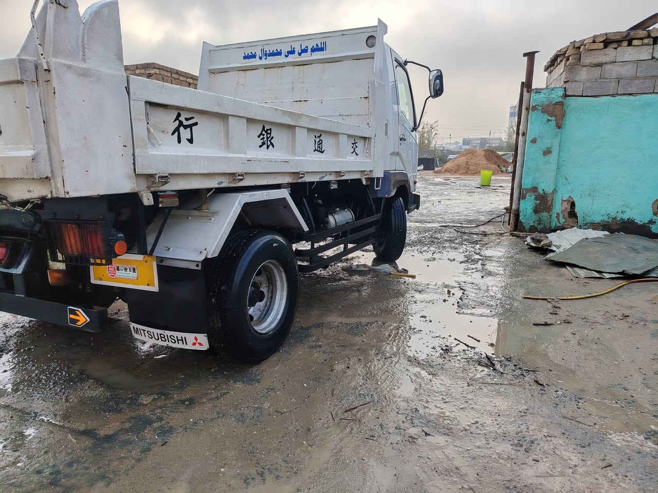 السلام عليكم
فوزة گلاب موديل 1996 بلادي گلاب  منزل موديلها شرط المداور
كفالة عامة من كلشي شاصي و مكينة و كير و حدادية
رقمها قادسية انكليزي 
مكان السيارة ديوانية السعر 200$ و بيها مجال للشراي
اذا مو شراي لا تتصل
غير متواجد على الفيس اتصل عل الرقم ***********
