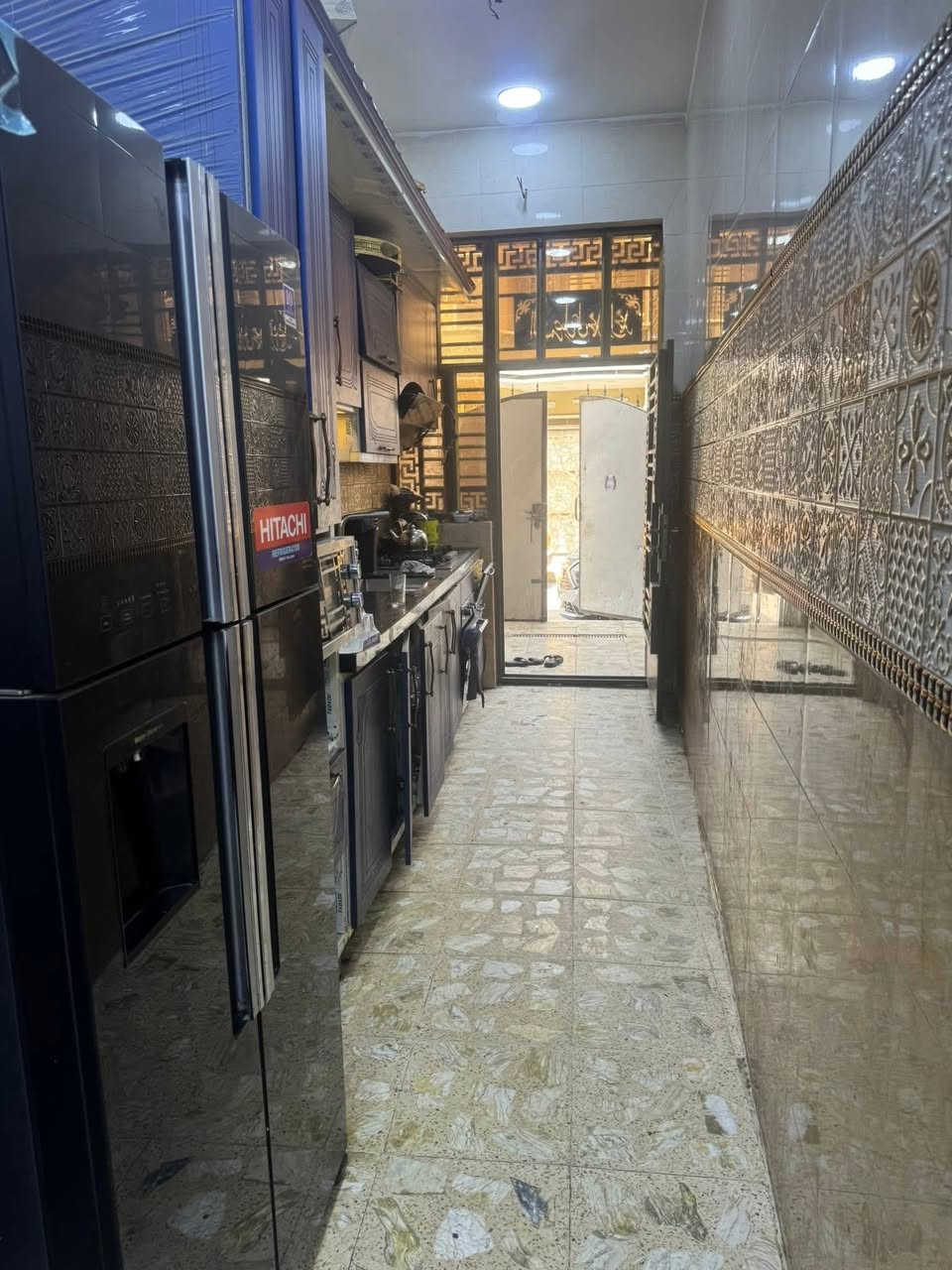 السلام عليكم ورحمة الله وبركاته
بيت للبيع زراعي سند 25 
المساحه /115
الواجه / 6
النزال/ 20
سنه البناء / 2022
عدد غرف النوم /3 وحده جوه وثنين فوك 
العنوان البلديات ضياء الحلفي شارع البانزين خانه ثالث فرع على اليمين  المربع الذهبي 
سعر / 185 مليون 

الهاتف/ ***********
