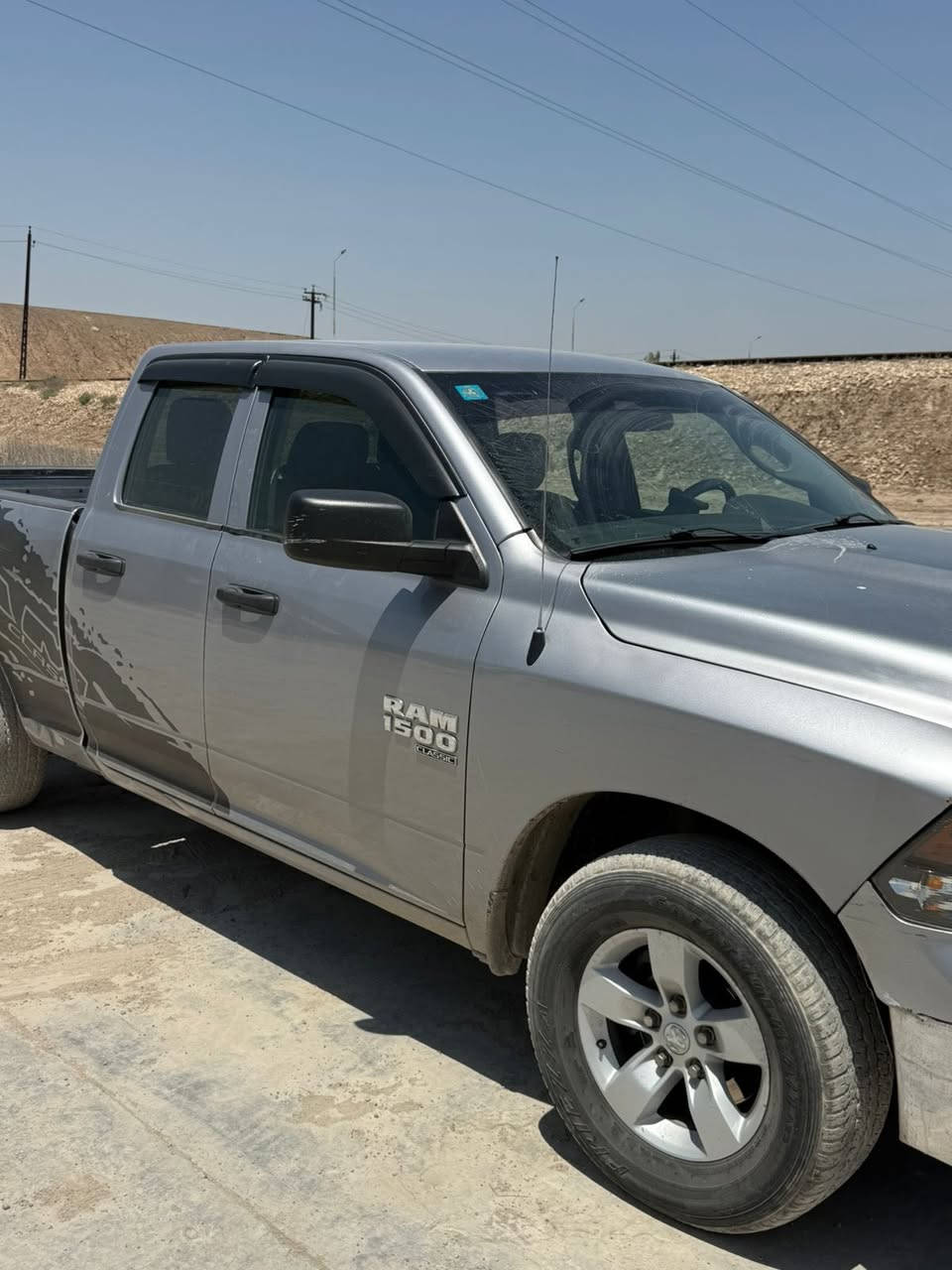 بيكم رام 1500 باب قصير  حادثها حلو دعاميه اماميه السياره اي نقص مابيها السعر  190) ورقه العنوان  التاجي 
*********** وإذا  اكو صهريج مراوي
