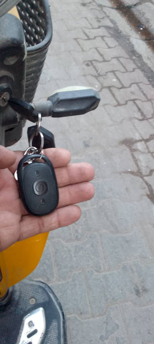 السلام عليكم
دراجه شحن حجم 20 بطاريات جدد بصمه عن بعد دراجه كامله سعرها 200مكاني بغداد باب المعظم رقمي *********** فقط واتساب
