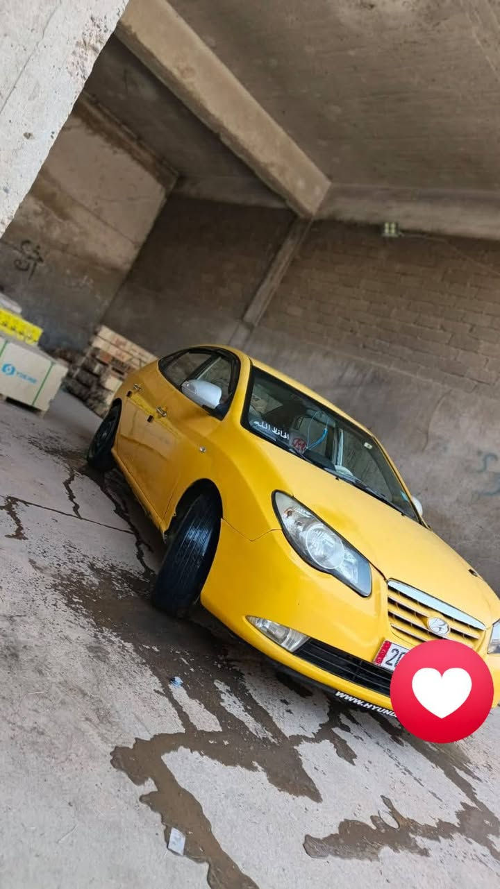 افانتي 2007 كربون باسمي بيها طخه من ورا السعر 83 وبيها مجال قليل ***********
