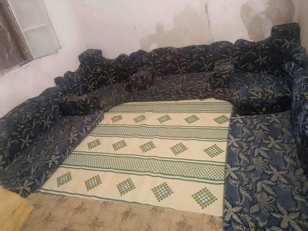للبيع مجلس عربي مخمل حفر السعر مليون تواجد زاهره الجديده جامع الرضا بجانب مدرسه سماهر الدره للتواصل على الرقم0954351055او0932218327


**إذا كنت صاحب هذا الإعلان وتريد حذفه لأي سبب، رجاءا أرسل رسالة إلى الدعم الفني**