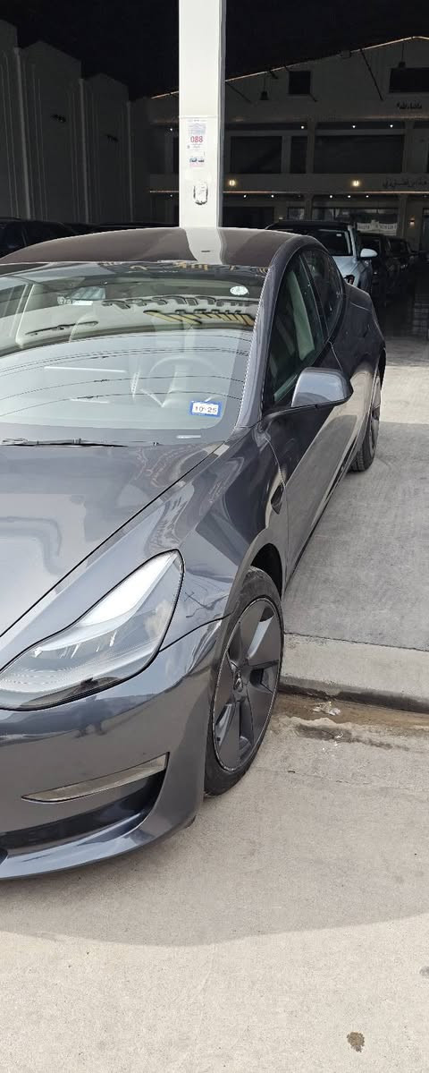 ‏Tesla Model 3 2023
الضرر :  جاملغ وبنيد نفسهم مصلحات موجوده صورة التصليح والضرر 
اون لاين 
ماشيا فقط ١٢ الف 
مرقم اربيل 

المواصفات
شاشه
كشنات كهرباء
ويل كب
كامرات 360
صندوك كهرباء
لايتات زنون
بكلايت لد
كشنات جلد
حساسات امامي خلفي 
رادارات 360
وبعد بيه هواي مواصفات 

السعر 158 وبيه مجال


**إذا كنت صاحب هذا الإعلان وتريد حذفه لأي سبب، رجاءا أرسل رسالة إلى الدعم الفني**