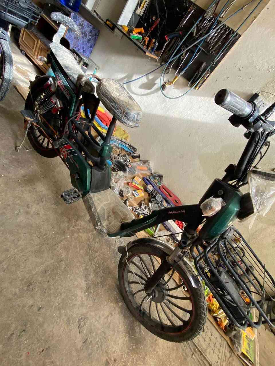 دراجة شحن ودرجات هوائية اليريد يراسلني او يتصل ***********
