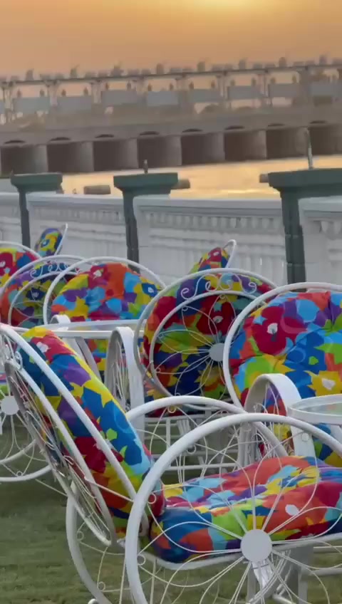 فرصة استثمارية مميزة مطعم في مدينه الرمادي على نهر الفرات للبيع
مساحة المطعم مع الحديقه ٢٥٠٠ متر مربع


**إذا كنت صاحب هذا الإعلان وتريد حذفه لأي سبب، رجاءا أرسل رسالة إلى الدعم الفني**