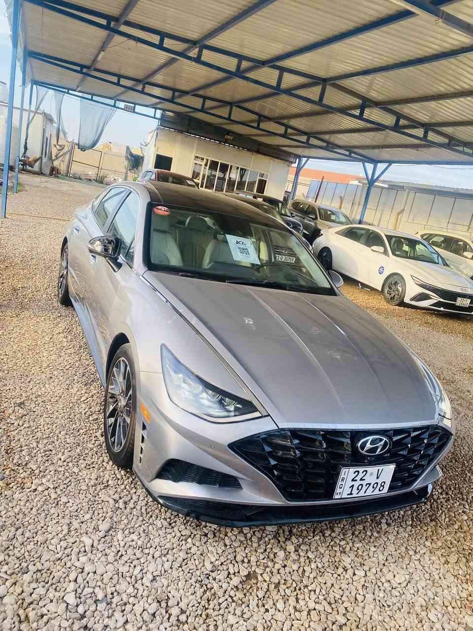 سلام عليكم سوناتا لميتد فول موصفات اعله فئه 5كامرات تمشي بل بصمه كشنات تدفئه تبريد فول 1/1كيلو متر يطلع بل جامه 4عدسات لايت بنيرما تحكمات كشنات بيجي ضرر جدا بسيط بجم كبس فقط بيبان اصليات بدون صبغ صور الحادث بل منشور اربكات  ماطاكه مرقم اربيل بسمي دخول جديد سعرها 195$ مكاني ديوانيه الاستفسار ***********
