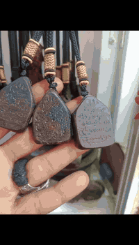 بضاعه منوع لبيع جمله فقط لصحاب البيجات لناس على باب الله الفحص أمام ال...