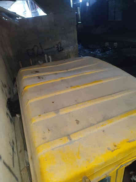 السلام عليكم
قماره فوزة مربعة دشبول كامل دواخل كامل كهربائيات
خياس ماكو ضربة ماكو
المكان البصرة
للتواصل ابو حسين ***********
السعر 8 اوراق وبيها مجال
