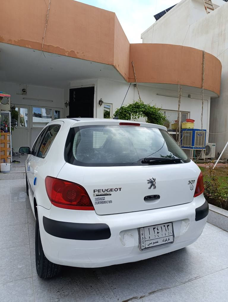 سلام عليكم , سيارة بيجو موديل 2006 رقم كركوك مشروع وطني بدون ضربة , امامي والخلفي كبس شرط كير و محرك و شرط غرامات والتحويل , سيارة كير اوتوماتيك , مكان السيارة كركوك شوراو ,رقم الهاتف ***********
***********,سعر السيارة ٦٥ ورقة و بي مجال كركوك, العراق
