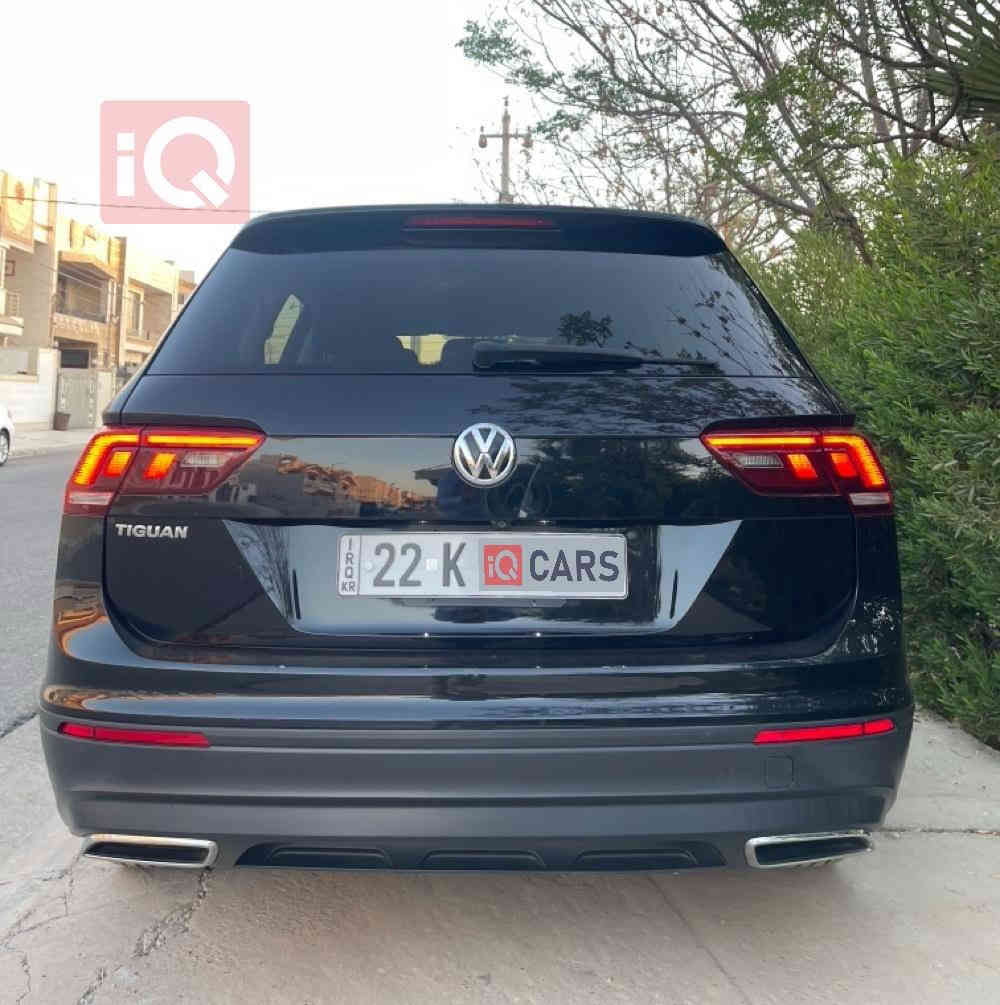 فولكسفاغن تيكوان موصفات S – موديل 2019
السعر: 149 ورقة

المواصفات:

 محرك 2.0 لتر بنزين

 هيكل SUV عائلي

 8 مقاعد – داخلية قماش

 نوافذ كهربائية

 وسائد هوائية

 شاشة عرض

 Apple CarPlay

 

 كاميرا خلفية

 حساسات أمامية وخلفية

 فرامل كهربائية

 مساعد الاصطفاف (Park Assist)

 مثبت سرعة (Cruise Control)

الملاحظات: ضرر في جاملخ جهة السائق

نوع اللوحة: اربيل

🔢 رقم الشاصي (VIN):

3VV1B7AX4KM181463

📞 للاستفسار:

اتصال على الرقم ***********

📱 متوفر واتساب & فايبر
