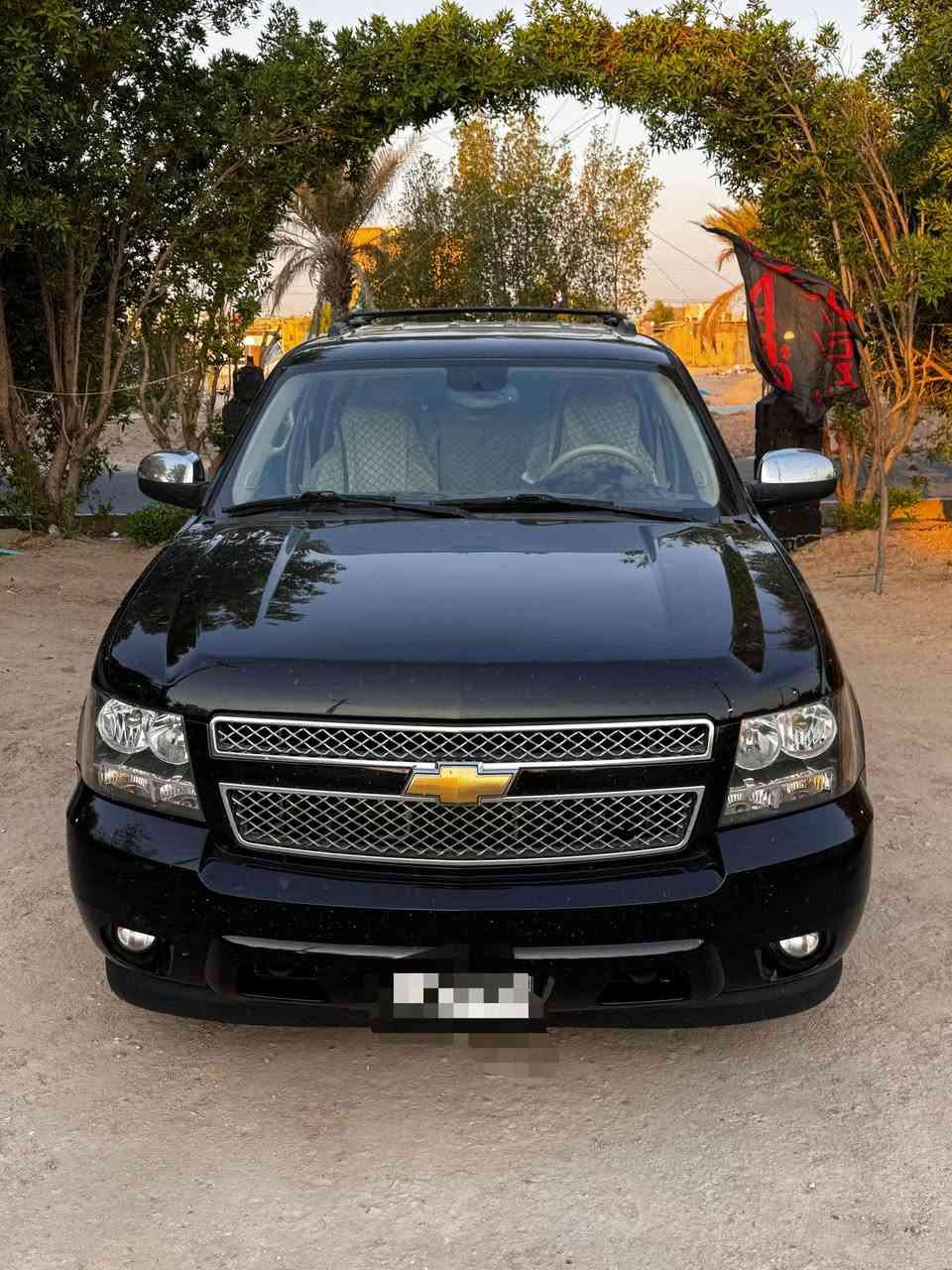 تاهو للبيع 13خليجي فول مواصفات 
رقم بصره الجديد سياره مكفوله 
مبدل بيها فريم ممه 
الحاظن الي تكعد عليه المكينه 
السياره مكفوله كفاله عامه عده شخط بيها 
السعر 235 
‏‪***********‬‏
مكان السيارة البصرة
