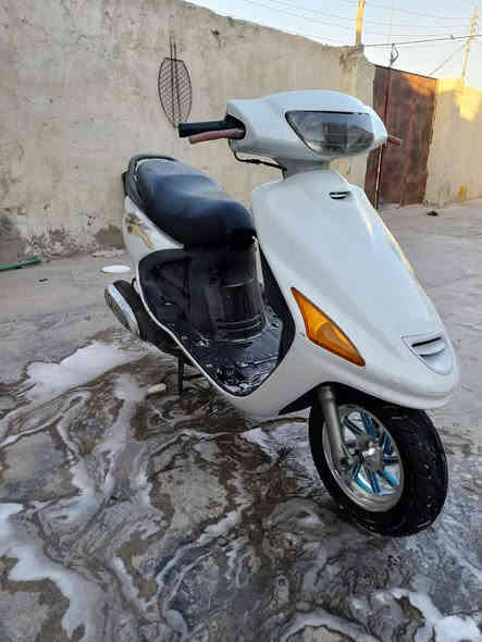 السلام عليكم دراجه مقفوله اي شيء شغال بها دراجه بس ما مفتوحه كفاله مكان البصره زبير هذا رقمي الواتساب راسلني وانا خادم الك سعر 750 وبيها مجال***********
