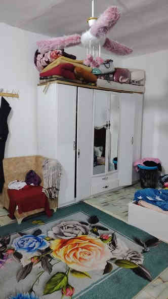 اللهم صلِّ على محمد وآل محمد
بيت زراعي للبيع

🔹 المساحة: 140 م
🔹 الموقع: حي العسكري – شارع ترابي – قرب موكب جون
🔹 المنطقة: مخدومة بالكامل (كهرباء، ماء، مجاري، تبليط)، شركه حاليا جاي تشتغل بيه 

🔹 مواصفات البيت:
 • غرفتين
 • صالة
 • مطبخ
 • صحيات
 • ساحة
 • ترك
 • مكان مخصص للديوانية

💰 السعر: 28 مليون قابل للتفاوض

📞 للاستفسار والتواصل: خاص أو على الرقم
***********
