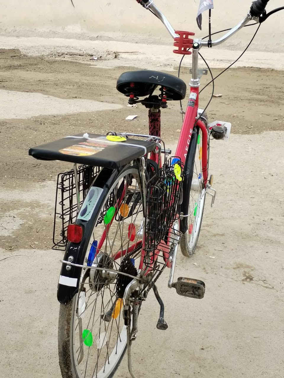 بيسكل عبد الحليم للبيع حجم 26 ألفين 19كير شغال كلشي مانقصو مكاني موصل أيمن حاوي الجوسق


**إذا كنت صاحب هذا الإعلان وتريد حذفه لأي سبب، رجاءا أرسل رسالة إلى الدعم الفني**