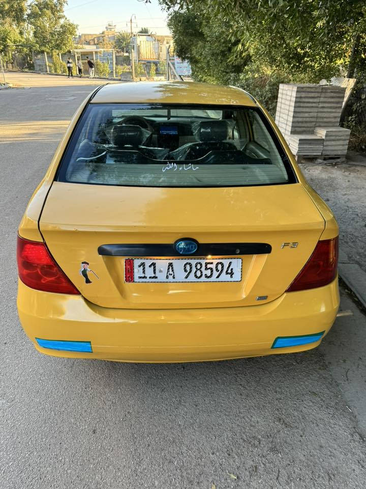 ً
بي واي دي f3موديل 2010مكفولة مكينة لانسر كير عادي 

كير مكينة صدر تيريد تخم تاير كلة مكفول مكينة بل ضمان 

مكفولة من ضربة بيهة فقط جاملغ بدون دواخل صبغ 

شاشة كامرة خلفية دوشماة عام ليلون حراري داخل اسود 

رقم بغداد نكليزي مصفرى هيىة غرامة شرط تحويل 

السعر 47بيهة مجال ***********مكاني بغداد الكرخ
