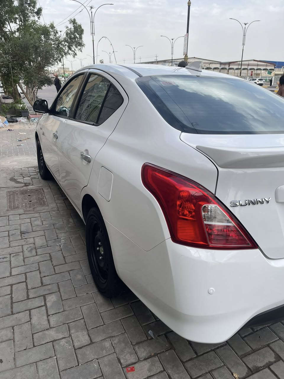 السلام عليكم نيسان صني 2024 سياره ماشيه 25لف سياره كفاله ماعده دحجه بلجاملق الكدام والباقي كفاله عامه سعر 123 لرقم ***********
