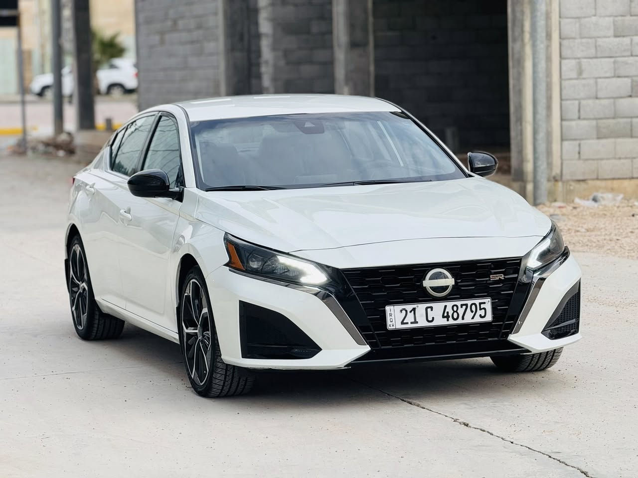 نيسان التيما موديل 2023 رقم سليمانيه بسمي وارد امريكي حادثه جاملغ وبونيد مواصفات SR بصمه تشغيل عن بعد شاشه وكامره رادار امامي خلفي جانبي كوشن جلد كوشن كهرباء محرك 4 سلندر 2500 السعر 173 وبي مجال مكان السياره خانقين ***********
