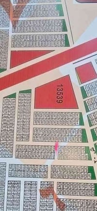 قطعة ارض المساحة 100م للبيع باسمي مفروزة ومحددة جاهزة للبناء مربع ال 6...