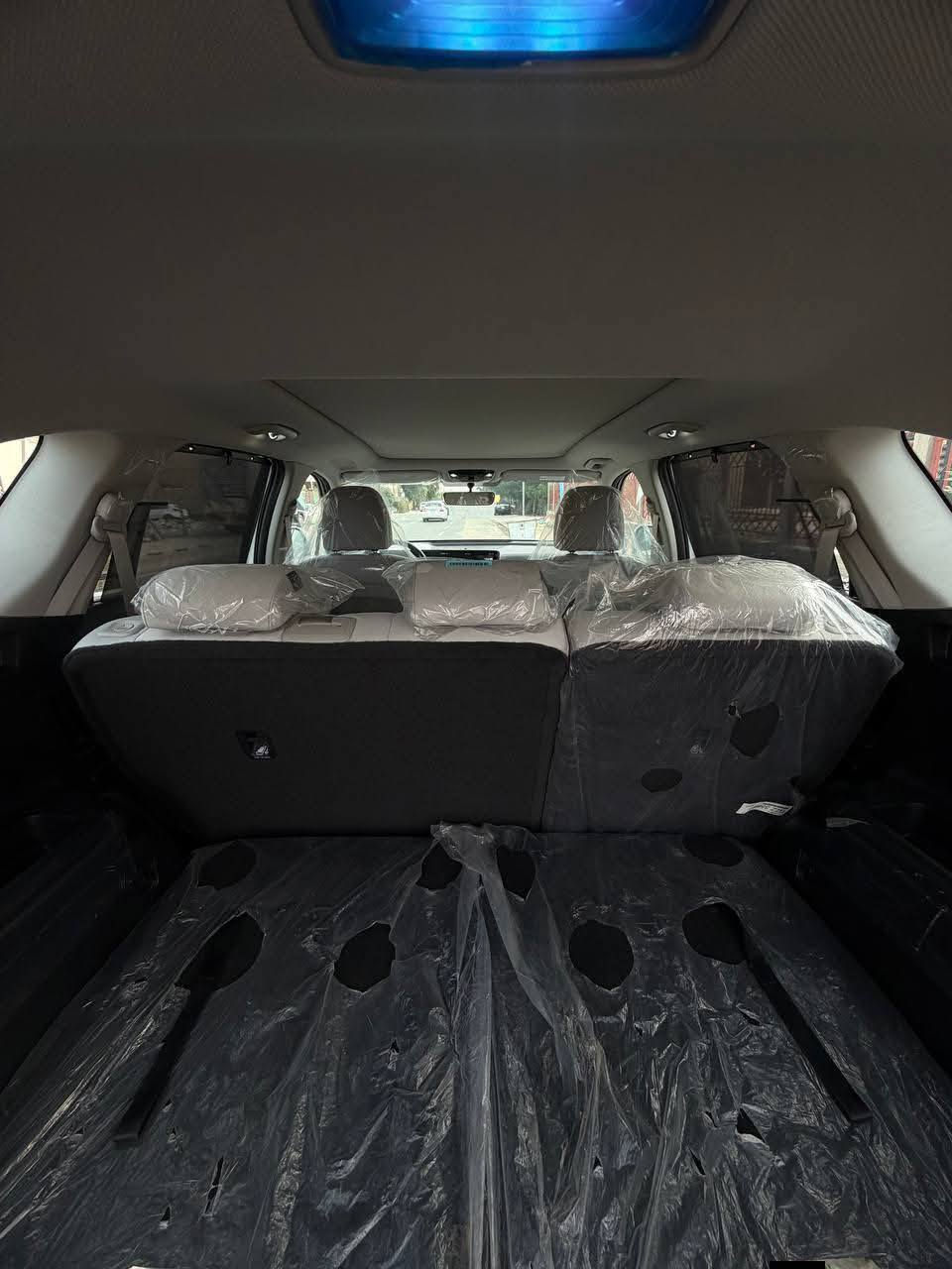 السلام عليكم للبيع سورنتو 2025ابيض مكفولة كفاله عامه رقم بغداد باسمي تحويل ثاني يوم ماشيه السياره
6 سلندر
 7000كيلو 
بانوراما 
ويل 20 
داتا شو 
دبل كامره 
شفتات ستيرن 
تشغيل عن بعد 
مكان السياره النجف 
تليفون ***********
السعر المطلوب 340 ورقه
